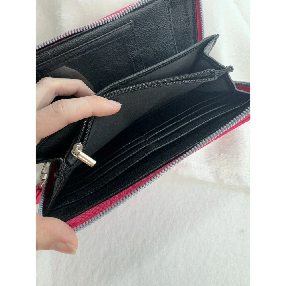 Betsey Johnson Barbie Pink Puff‎ Hearts Full Zip Wallet Wristlet Clutch EUC
